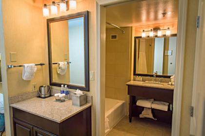 DoubleTree by Hilton Modesto - image 2