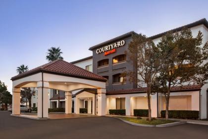 Courtyard by marriott Palmdale California