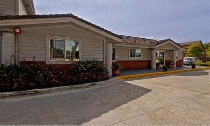 Americas Best Value Inn Oxnard-Port Hueneme - image 2