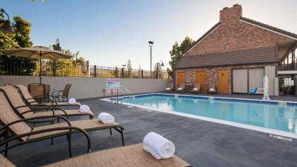 Best Western Country Inn Temecula - image 2