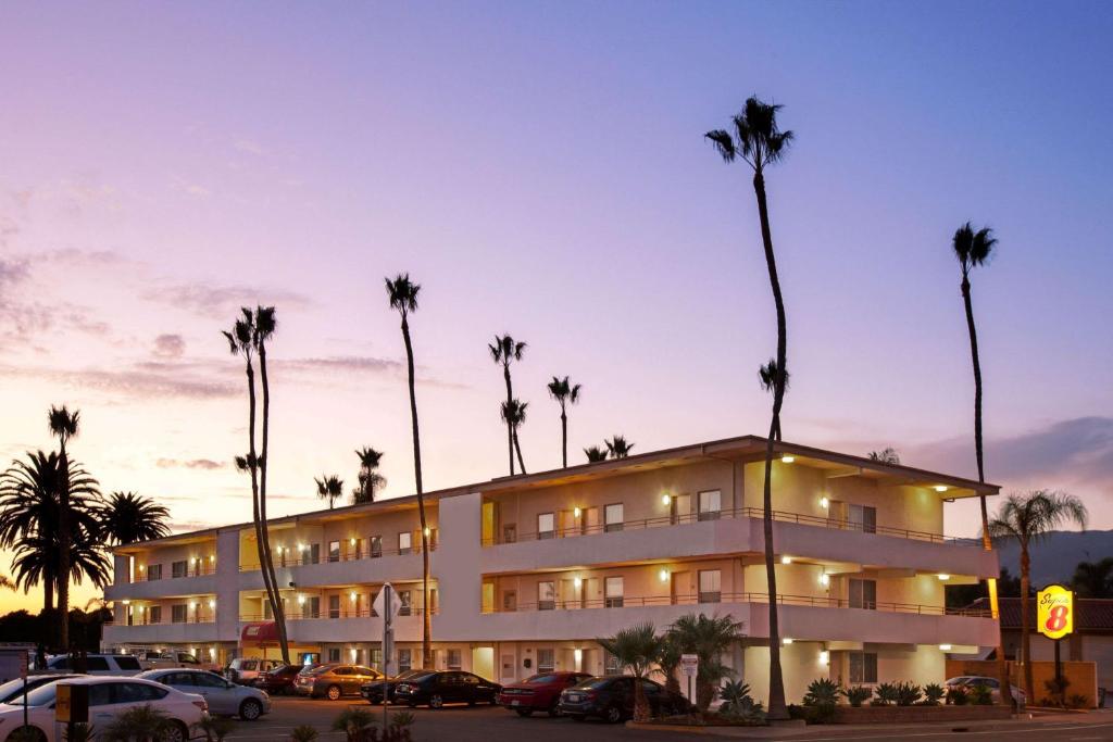 Super 8 by Wyndham Santa Barbara/Goleta - main image