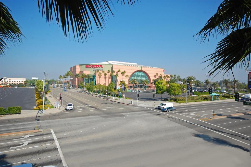 Ayres Hotel Anaheim - image 5