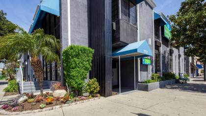 SureStay Hotel by Best Western Beverly Hills West LA - image 3