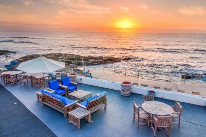 The Inn at Sunset Cliffs - image 3