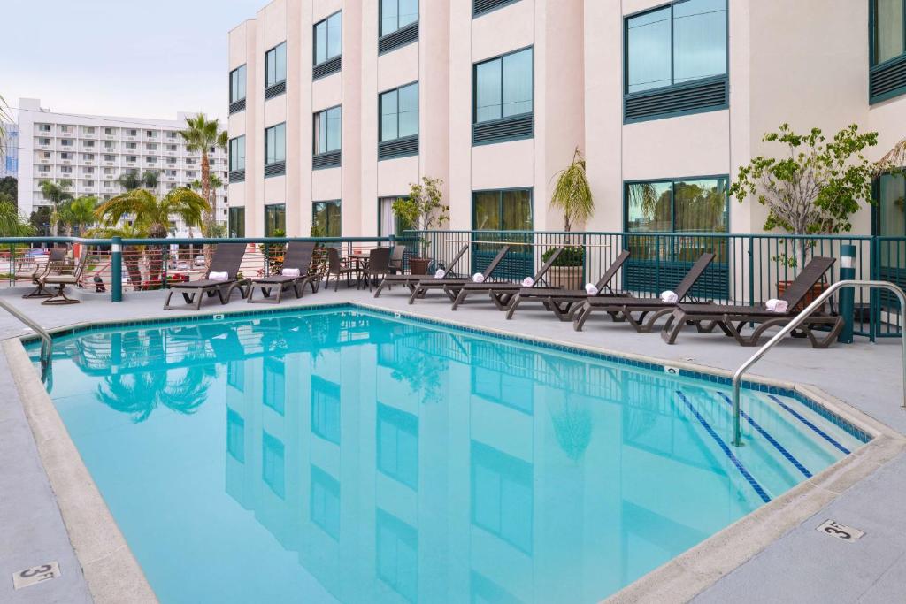 Best Western Plus Suites Hotel - Los Angeles LAX Airport - image 5