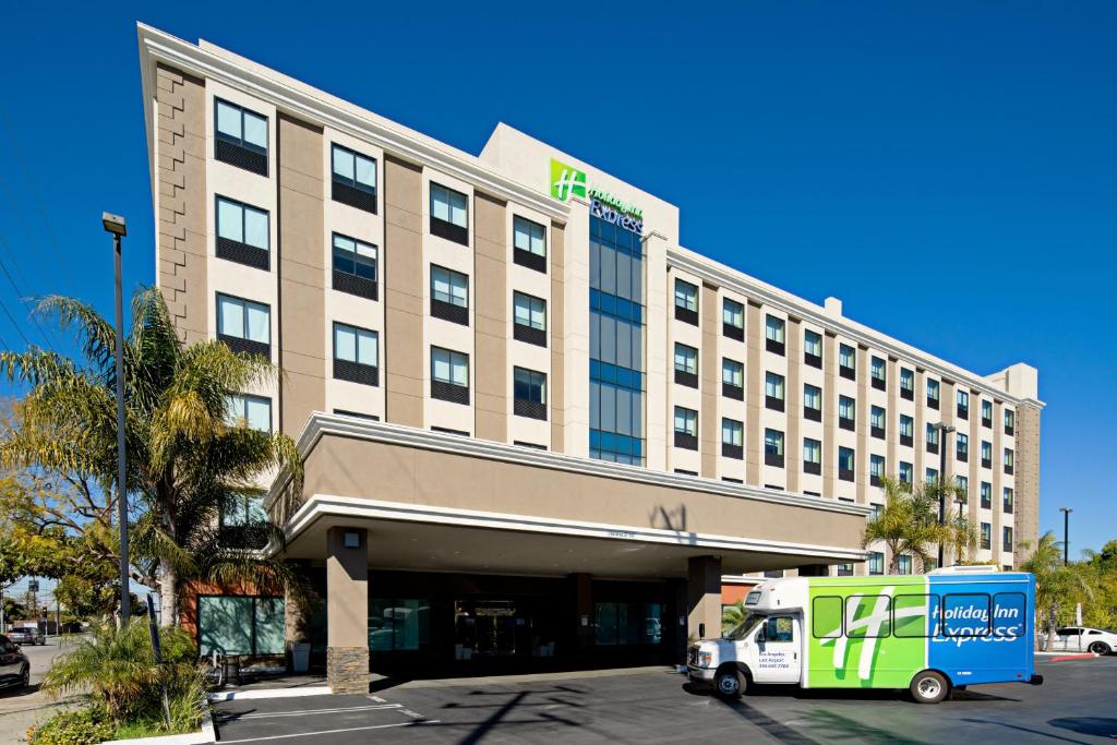 Holiday Inn Express Los Angeles LAX Airport an IHG Hotel - main image