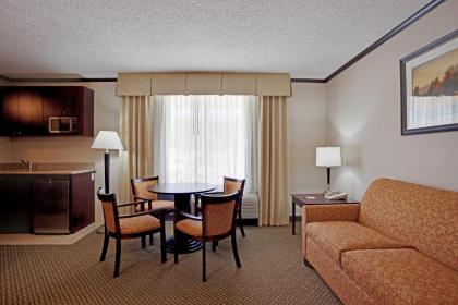 Holiday Inn Burbank-Media Center an IHG Hotel - image 4