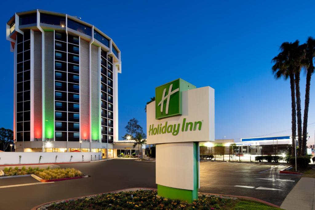 Holiday Inn Long Beach - Airport an IHG Hotel - main image