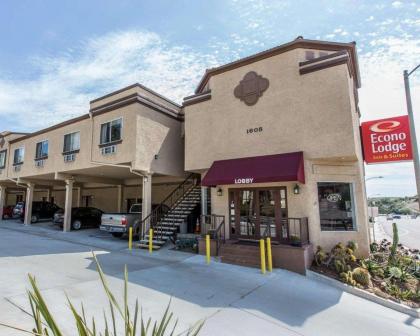 Econo Lodge Inn  Suites Fallbrook Downtown Fallbrook