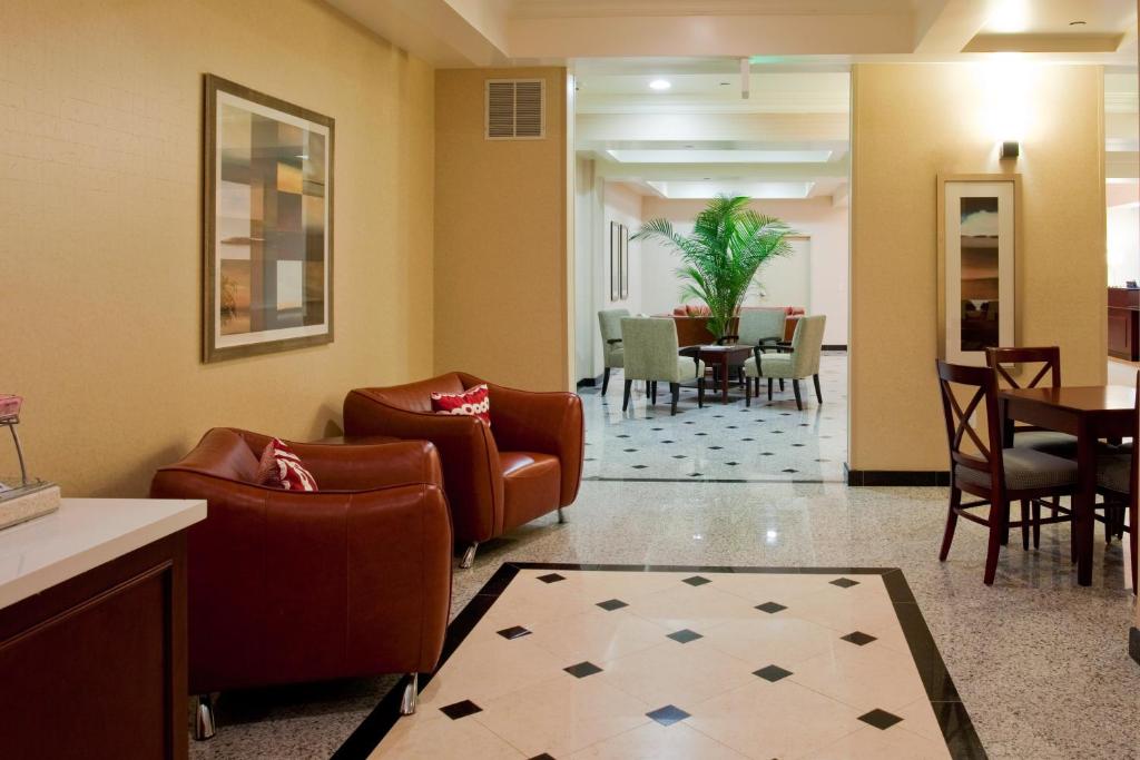 Holiday Inn Express Hotel & Suites Los Angeles Airport Hawthorne an IHG Hotel - image 3