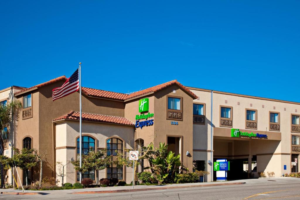 Holiday Inn Express Hotel & Suites Hermosa Beach an IHG Hotel - main image