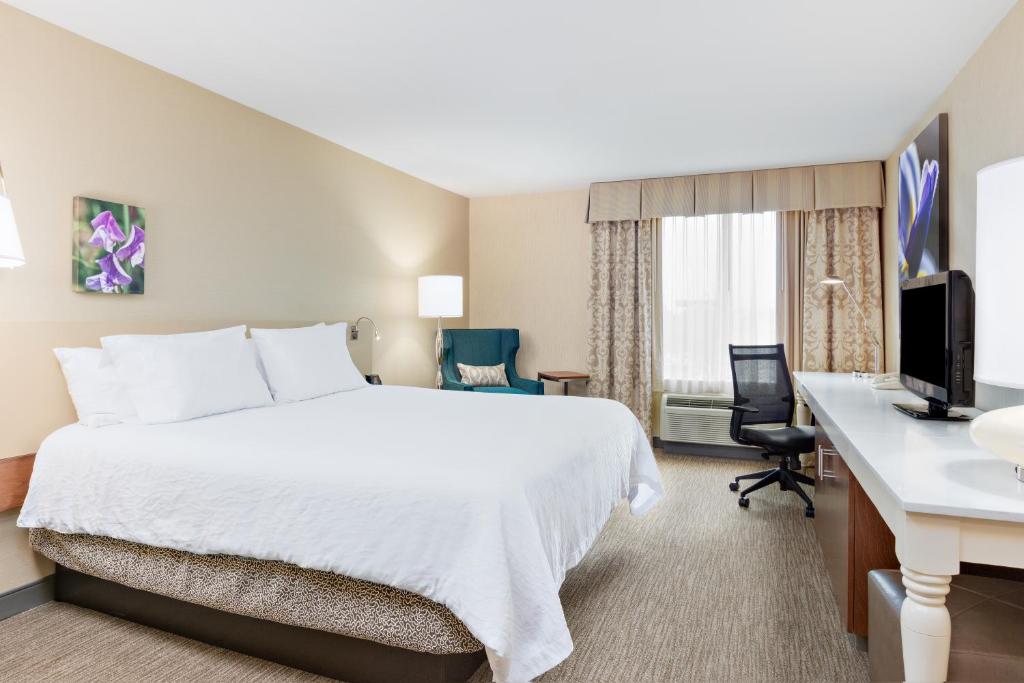 Hilton Garden Inn Folsom - image 4