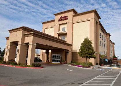 Hampton Inn  Suites Pittsburg Pittsburg