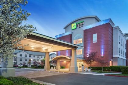 Holiday Inn Express Hotel  Suites Sacramento Airport Natomas an IHG Hotel Sacramento Califo