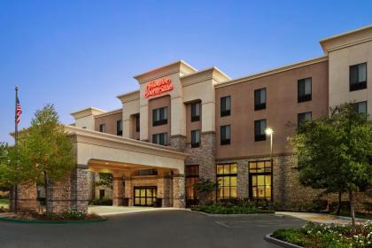 Hampton Inn & Suites West Sacramento - image 2