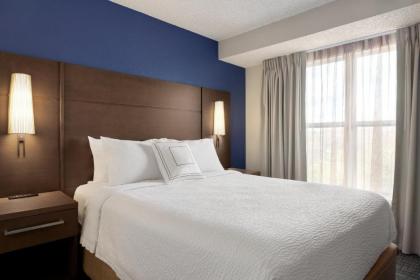 Residence Inn by Marriott Roseville - image 4