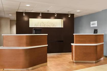 Courtyard by Marriott Roseville - image 5