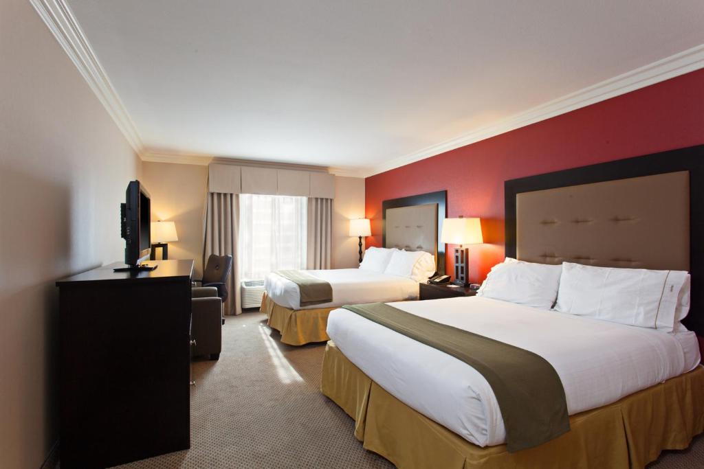 Holiday Inn Express Hotel & Suites Twentynine Palms an IHG Hotel - image 5