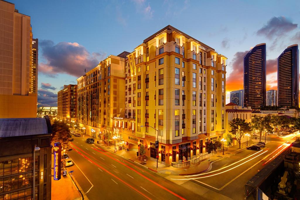 Residence Inn by Marriott San Diego Downtown/Gaslamp Quarter - main image