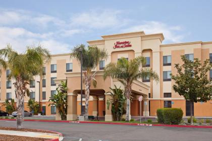 Hampton Inn & Suites Clovis - Airport North - image 1