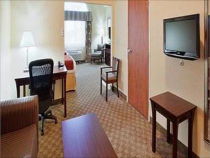 Holiday Inn Express Hotel & Suites Oroville Southwest - image 4