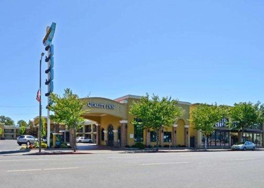 Quality Inn Chico - main image