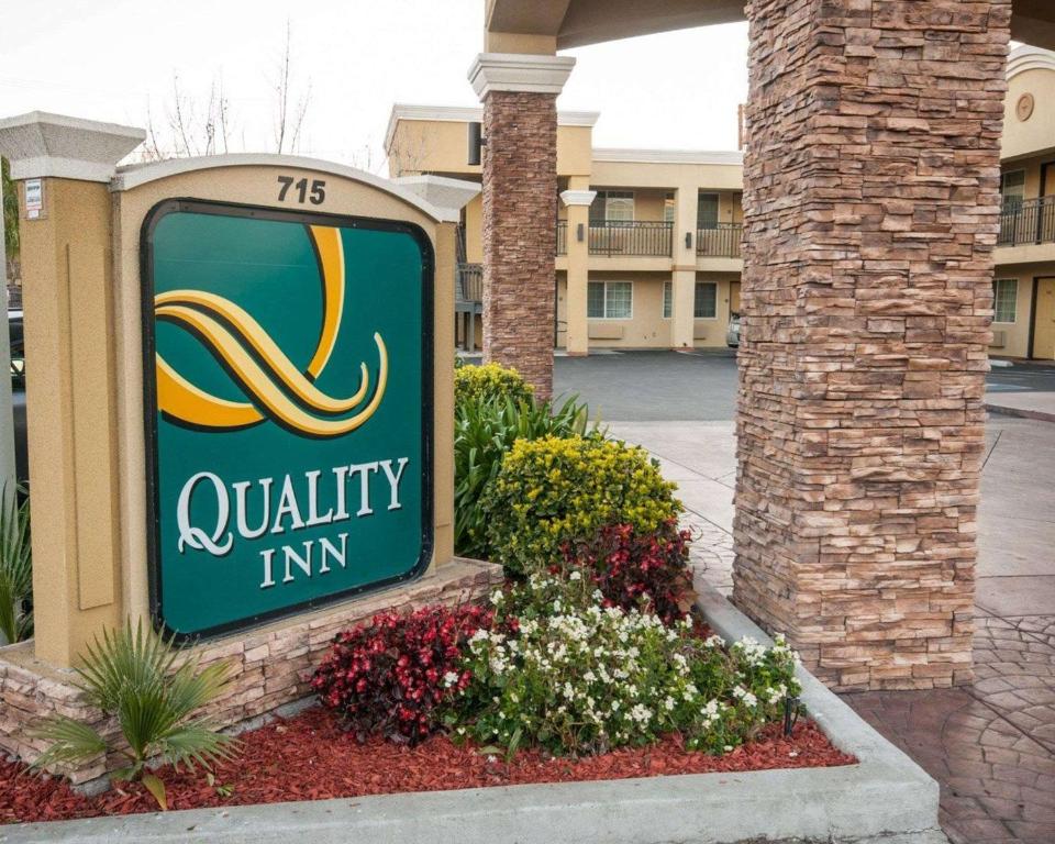 Quality Inn Chico - image 2