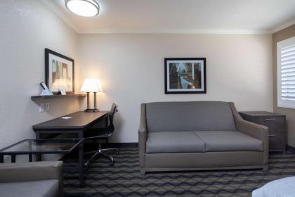 Best Western Silicon Valley Inn - image 4