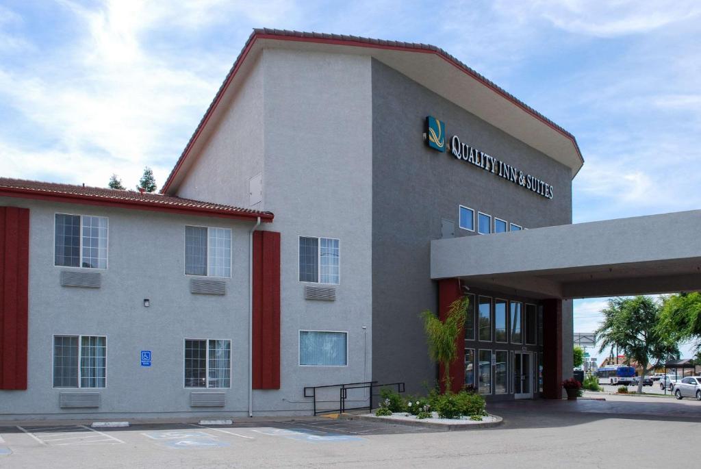 Quality Inn & Suites Fresno Northwest - main image