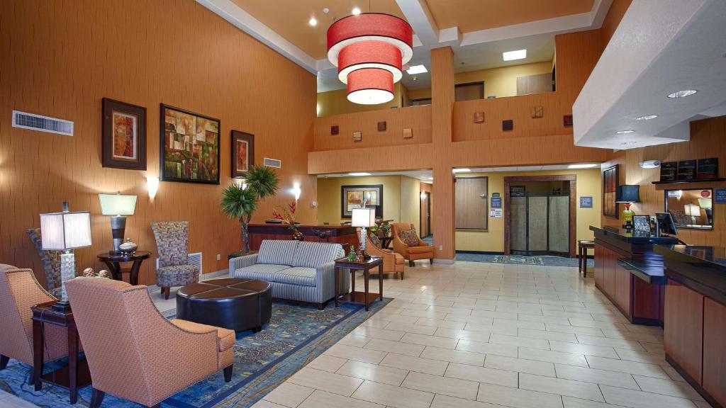 Best Western PLUS Fresno Inn - main image