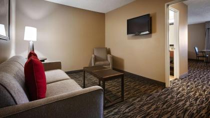 Best Western Los Alamitos Inn & Suites - image 5