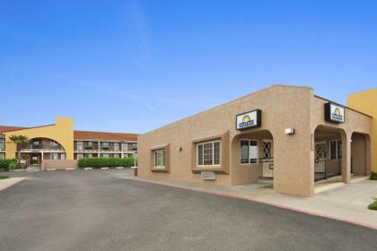 Days Inn by Wyndham San Simeon - image 1