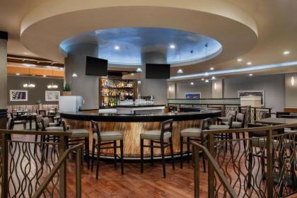 DoubleTree by Hilton Los Angeles Norwalk - image 4