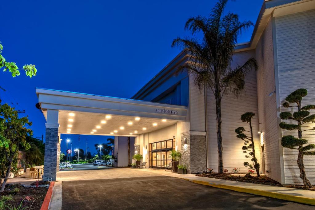 Hampton Inn Discovery Kingdom Napa Gateway - main image