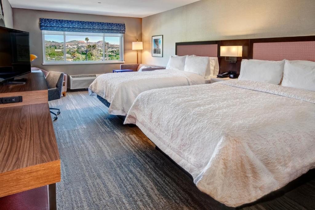 Hampton Inn Discovery Kingdom Napa Gateway - image 2