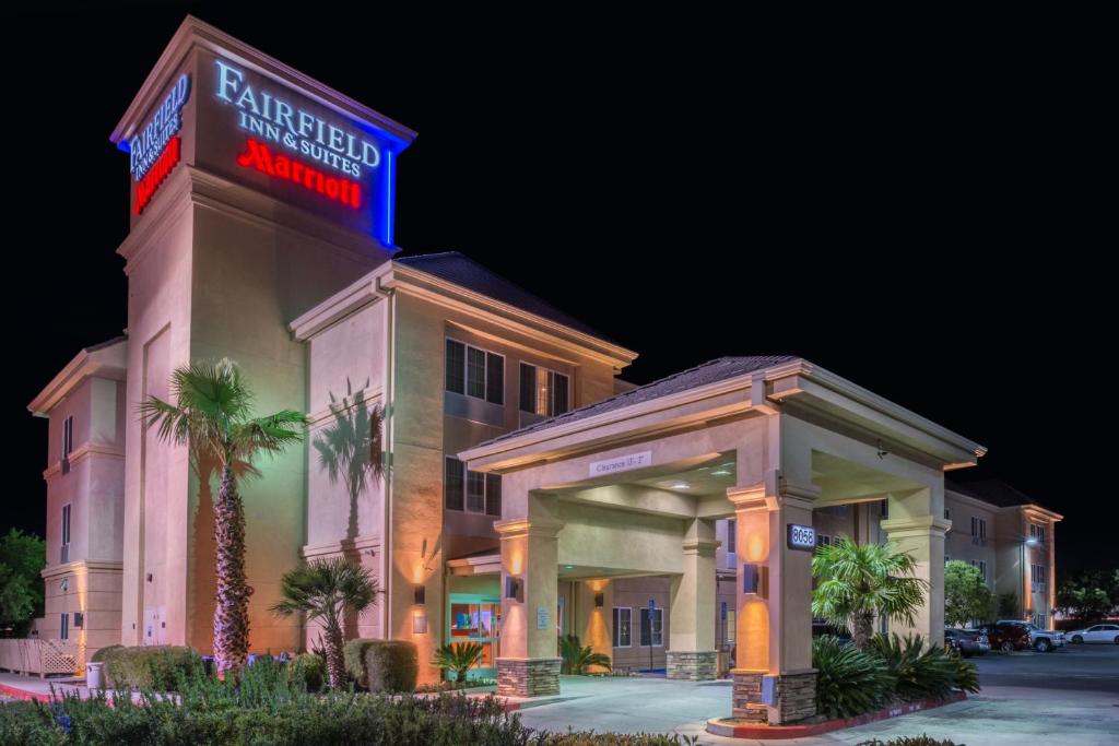 Fairfield Inn and Suites by Marriott Elk Grove - main image