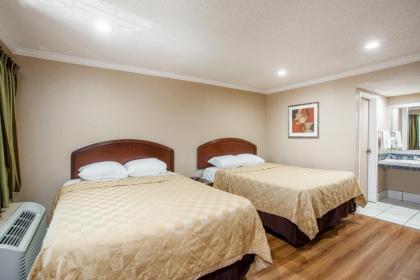 Travelodge by Wyndham Ontario - image 3