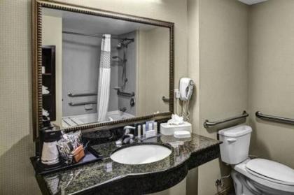 Hampton Inn and Suites Bakersfield / Highway 58 - image 2