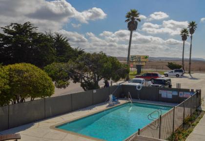 Sea Breeze Inn - San Simeon - image 4