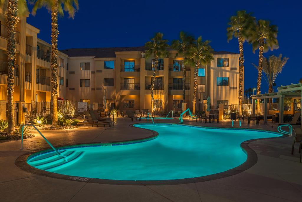 Courtyard Palm Desert - main image