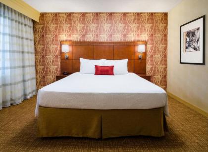 Courtyard by Marriott Fresno - image 3