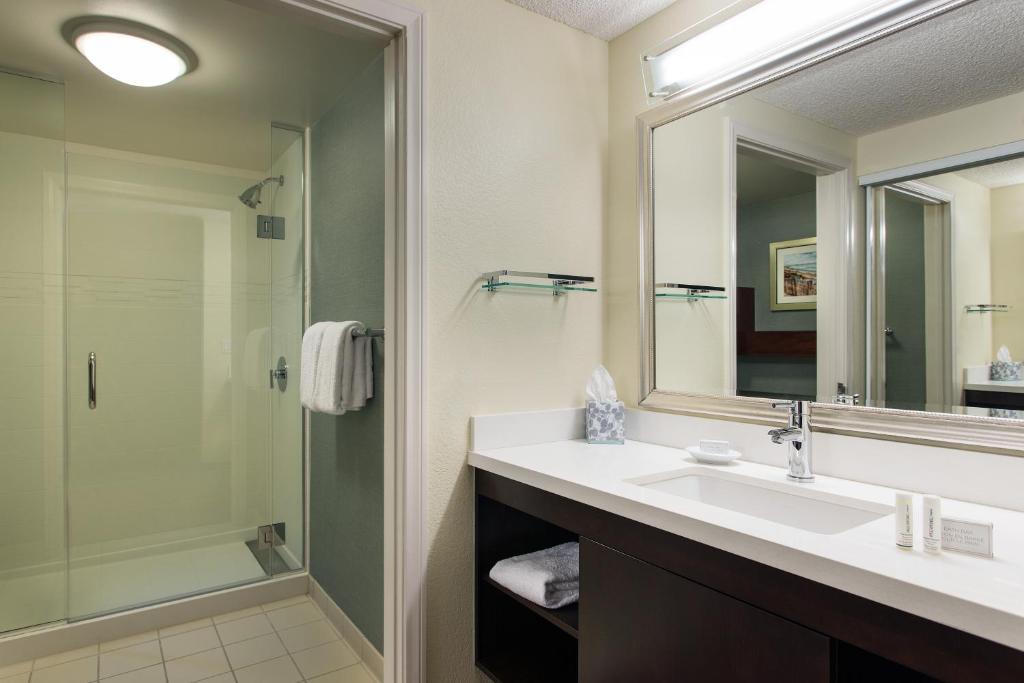 Residence Inn Irvine John Wayne Airport Orange County - image 2