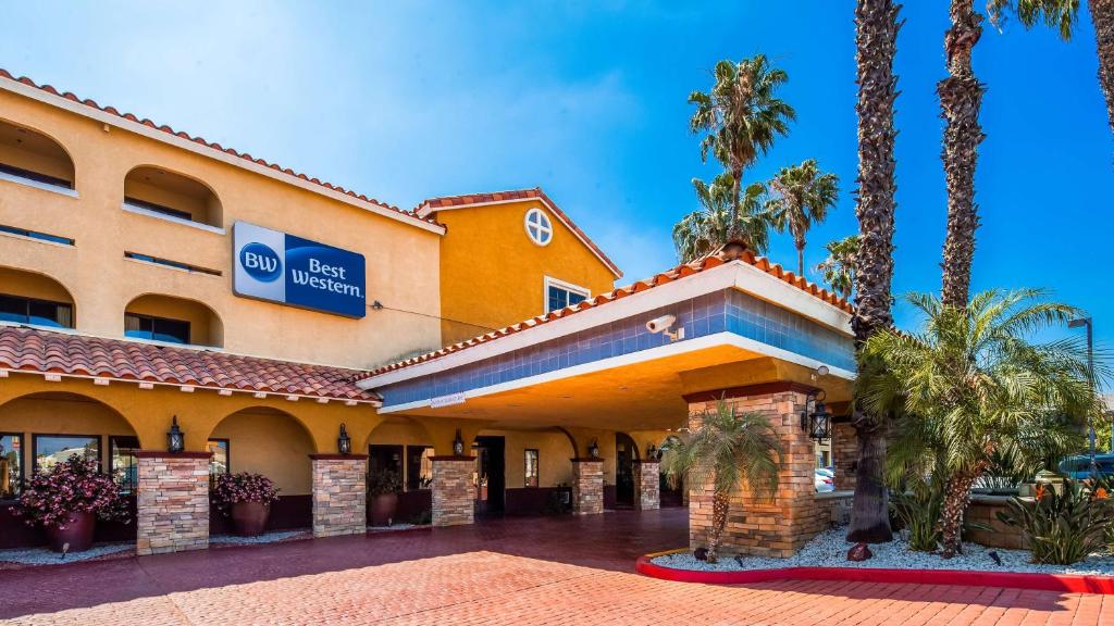 Best Western Moreno Hotel & Suites - main image