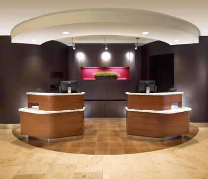 Courtyard by Marriott Anaheim Resort/Convention Center - image 2