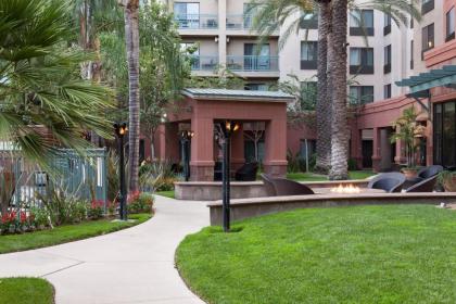 Courtyard Los Angeles Burbank Airport - image 4