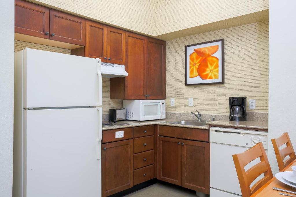 Residence Inn Chico - image 4