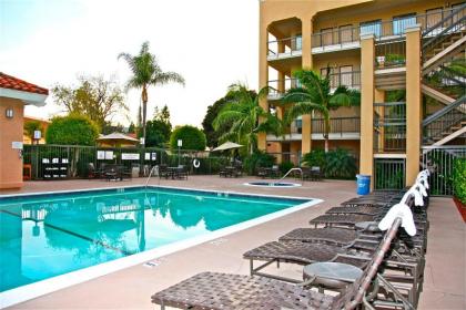 Fairfield Inn Anaheim Hills Orange County - image 2