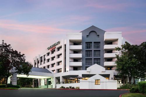 Courtyard by Marriott Richmond Berkeley - main image