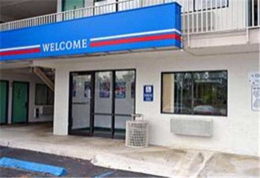 Motel 6-Yreka CA - image 5