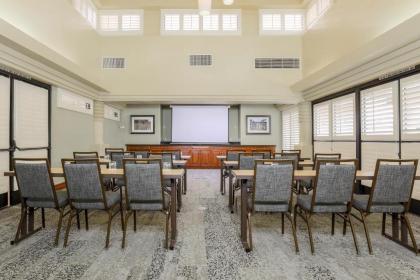 Courtyard by Marriott San Diego Del Mar/Solana Beach - image 2